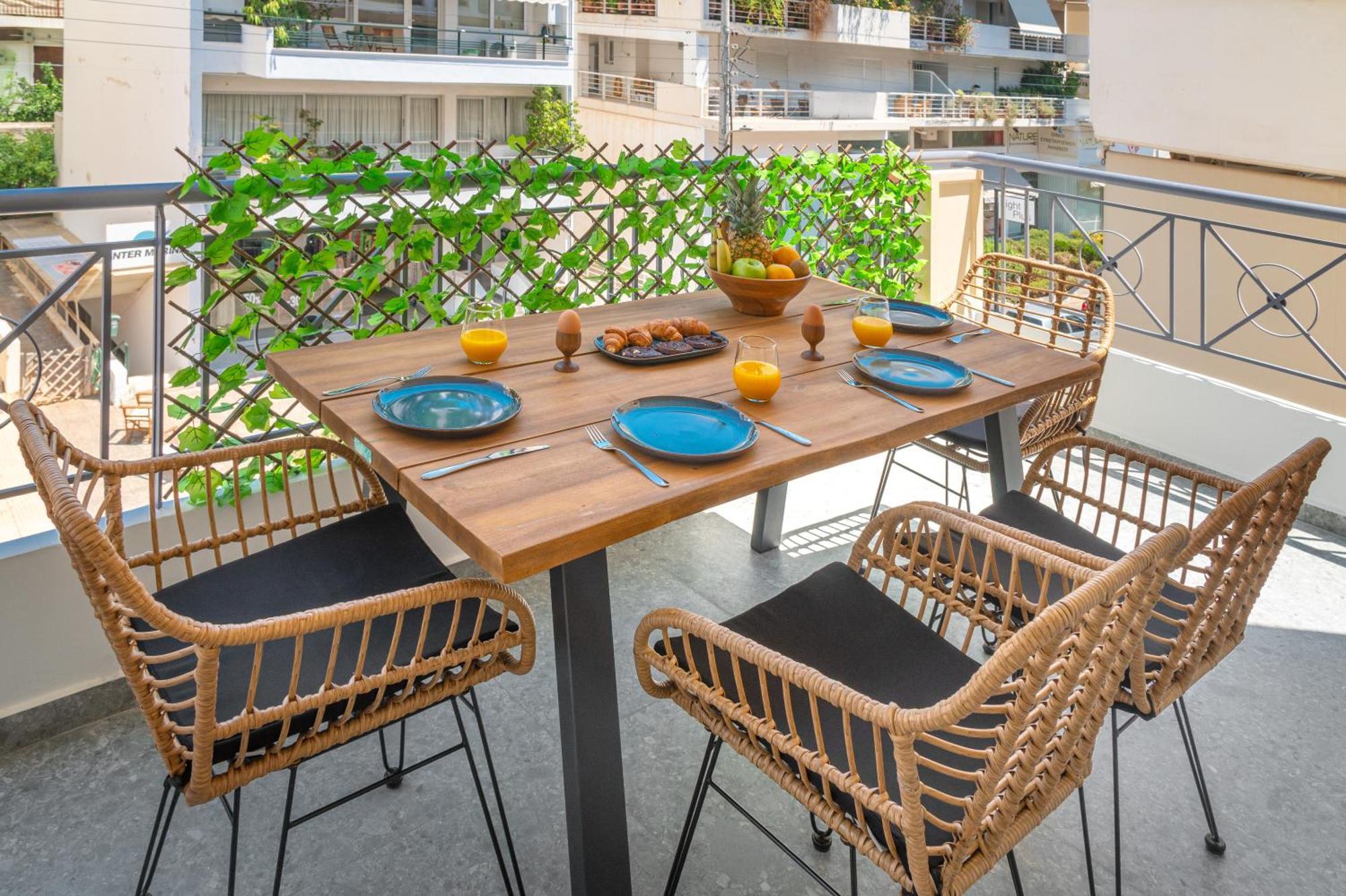 Luxurious Coastal Retreat In Central Glyfada Athens Exterior photo